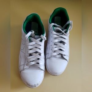 Original Vantage Nike Tennis Shoes